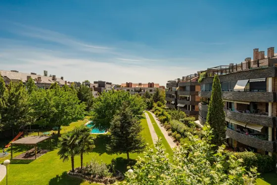 Dúplex ático en La Moraleja con gran terraza — imagen 43