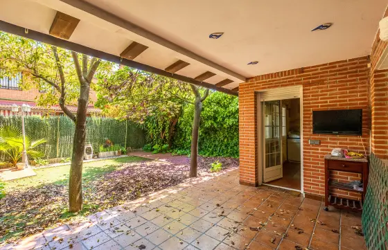 Adosado con jardín en Getafe, Sector 3 — imagen 14